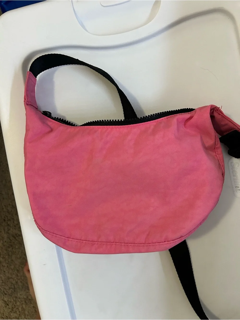 Baggu small crescent crossbody